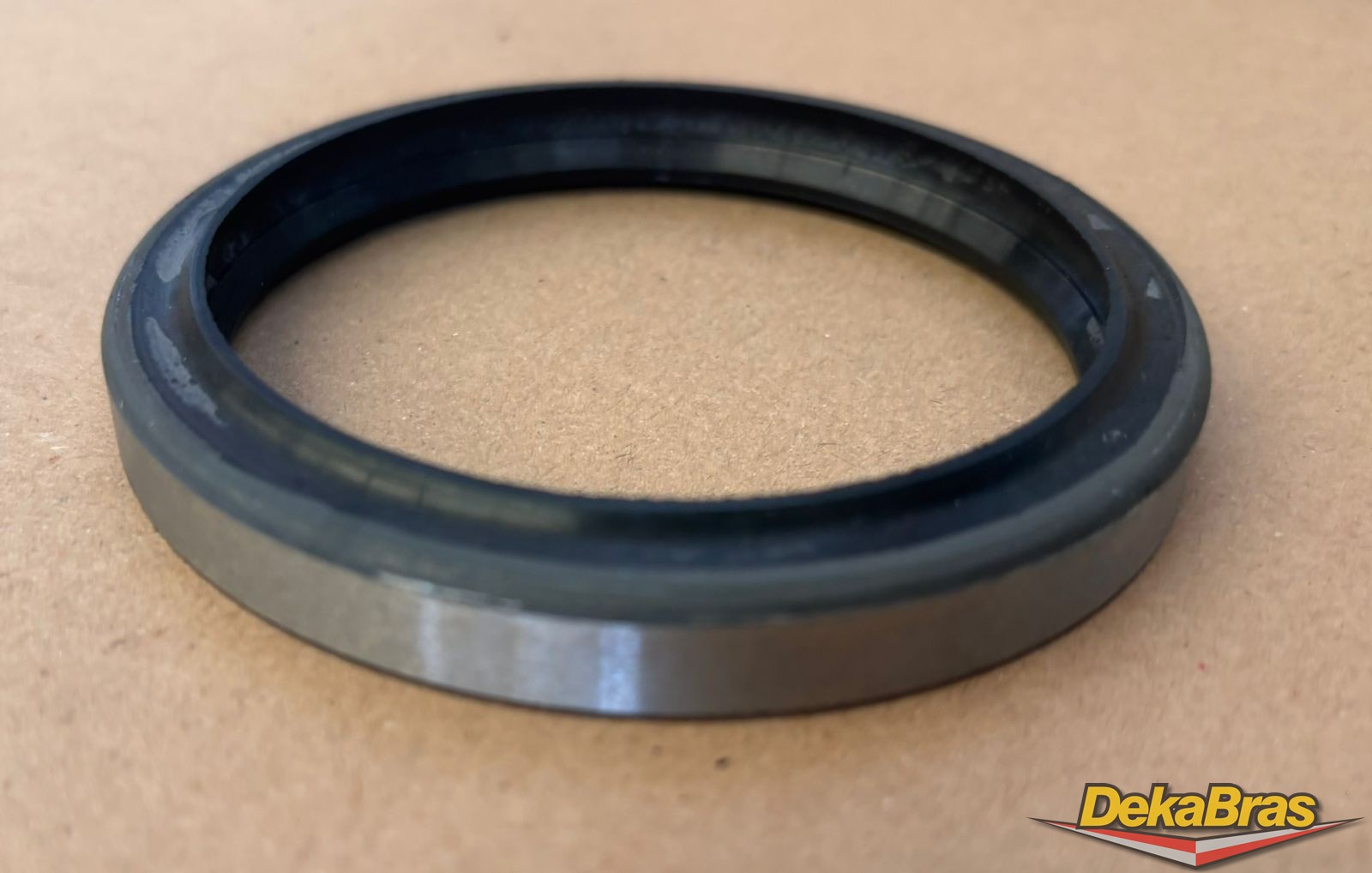 RETENTOR LATERAL CANDANGO